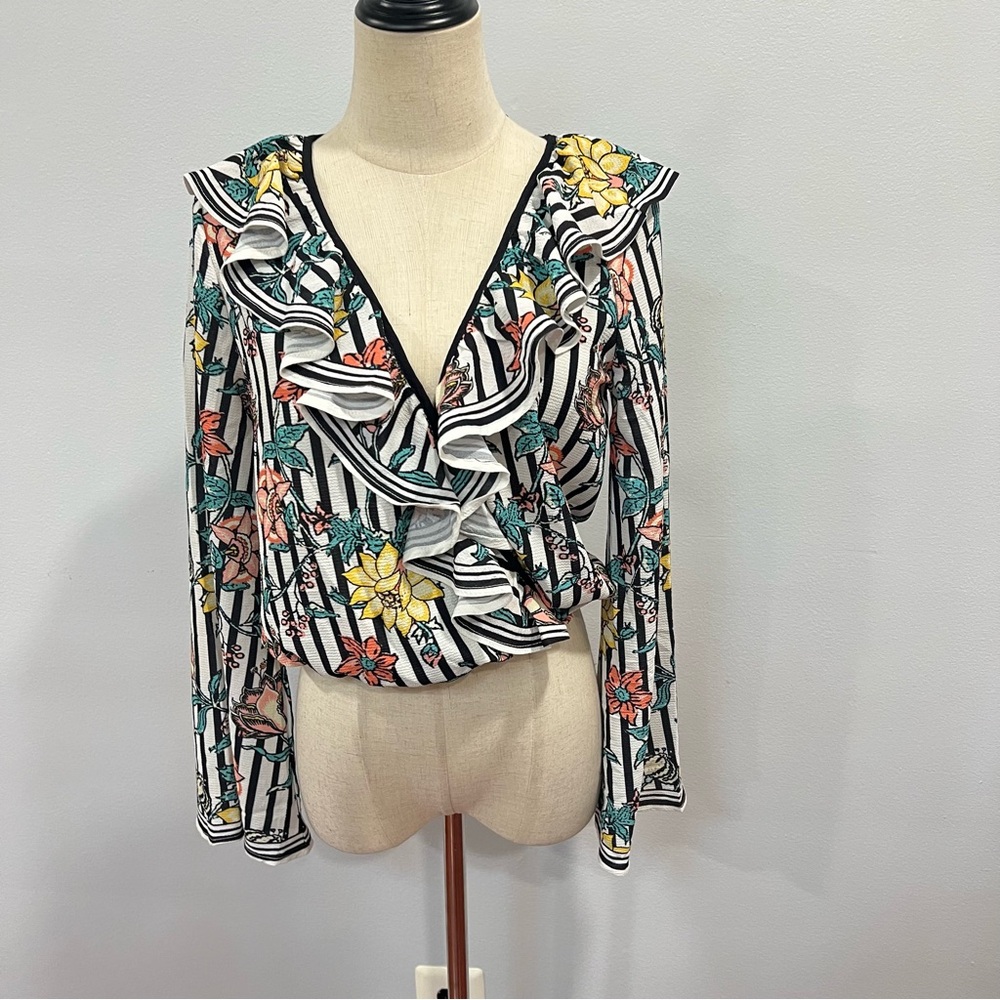 Flying Tomato Floral Outlined Faux Wrap Crop Top With Flare Sleeves - Reemoly